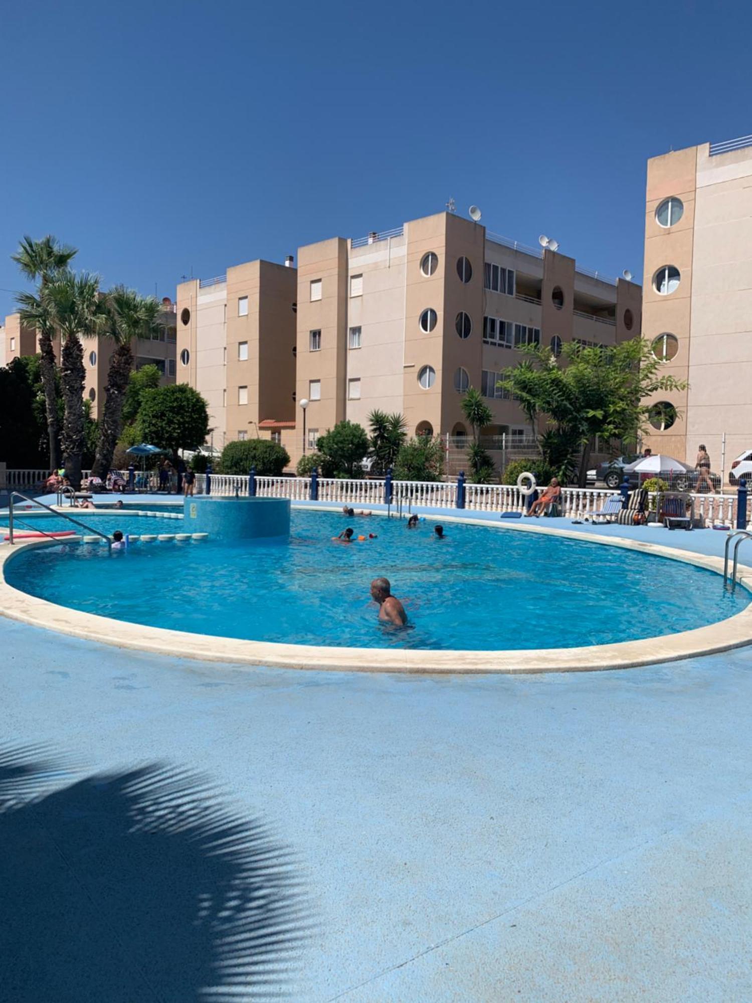 Apartamento Tres Beau T4 Torrevieja Renove Et Moderne Exterior foto